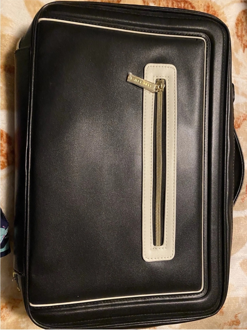 Clinique Black Travel Case with Cream Trim and Gold Accent